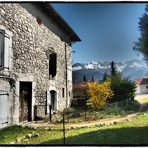 Vieux Corps De Ferme Datant De 1675 Appartement Crolles